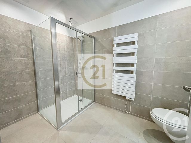 Appartement F3 à louer - 3 pièces - 62.57 m2 - ST CLOUD - 92 - ILE-DE-FRANCE - Century 21 Solution Immobilière