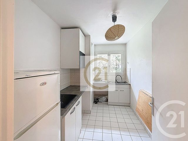 Appartement F2 à louer - 2 pièces - 51.72 m2 - ST CLOUD - 92 - ILE-DE-FRANCE - Century 21 Solution Immobilière