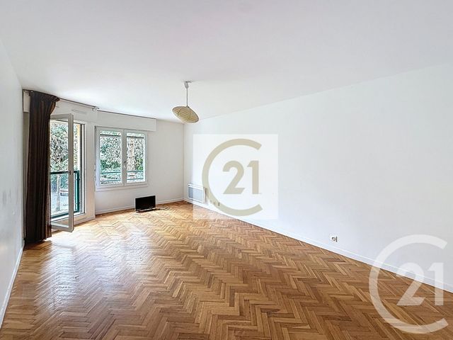 Appartement F2 à louer - 2 pièces - 51.72 m2 - ST CLOUD - 92 - ILE-DE-FRANCE - Century 21 Solution Immobilière