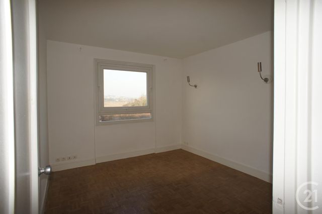 Appartement F3 à louer - 3 pièces - 71.96 m2 - ST CLOUD - 92 - ILE-DE-FRANCE - Century 21 Solution Immobilière