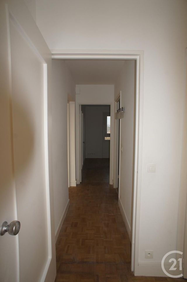 Appartement F3 à louer - 3 pièces - 71.96 m2 - ST CLOUD - 92 - ILE-DE-FRANCE - Century 21 Solution Immobilière