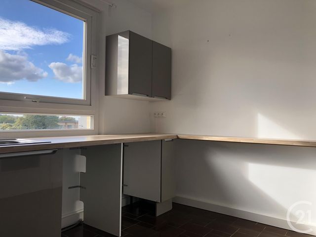 Appartement F3 à louer - 3 pièces - 71.96 m2 - ST CLOUD - 92 - ILE-DE-FRANCE - Century 21 Solution Immobilière