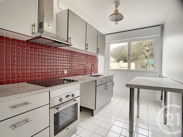 Appartement F2 à louer - 2 pièces - 52.12 m2 - VILLE D AVRAY - 92 - ILE-DE-FRANCE - Century 21 Solution Immobilière