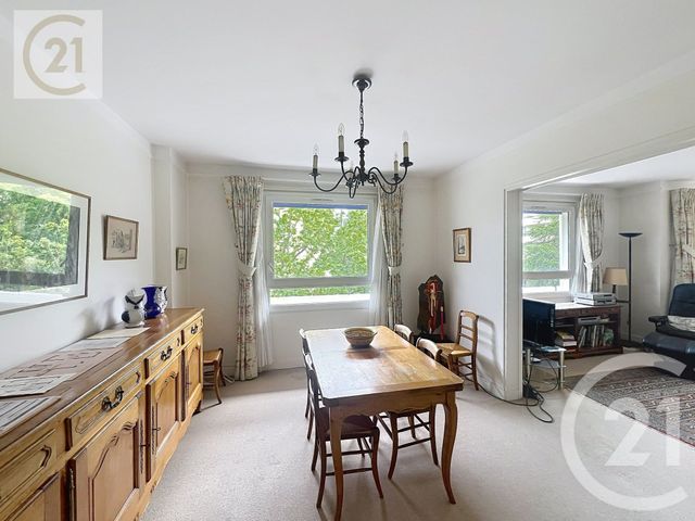 Appartement F7 et + à vendre - 8 pièces - 162.8 m2 - ST CLOUD - 92 - ILE-DE-FRANCE - Century 21 Solution Immobilière