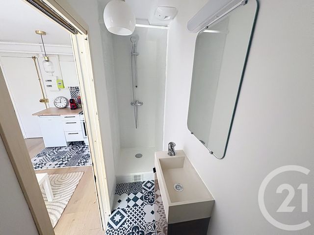 Appartement Chambre à louer - 1 pièce - 14.49 m2 - ST CLOUD - 92 - ILE-DE-FRANCE - Century 21 Solution Immobilière