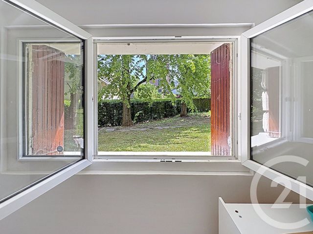 Appartement Chambre à louer - 1 pièce - 14.49 m2 - ST CLOUD - 92 - ILE-DE-FRANCE - Century 21 Solution Immobilière