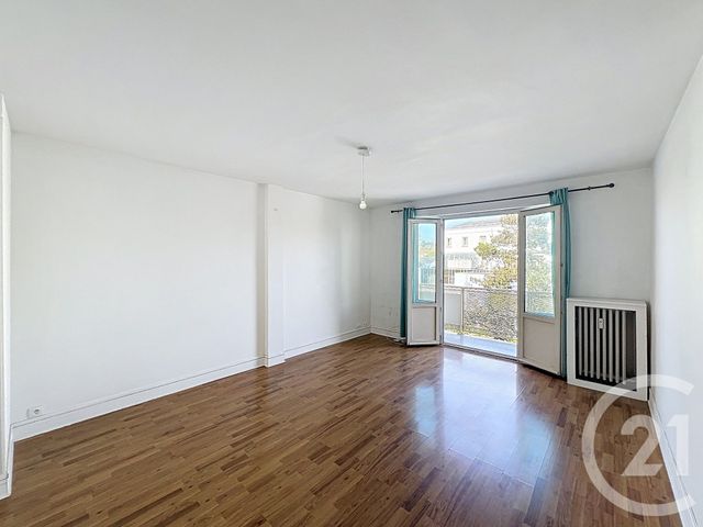 Appartement F2 à vendre - 2 pièces - 46.15 m2 - ST CLOUD - 92 - ILE-DE-FRANCE - Century 21 Solution Immobilière
