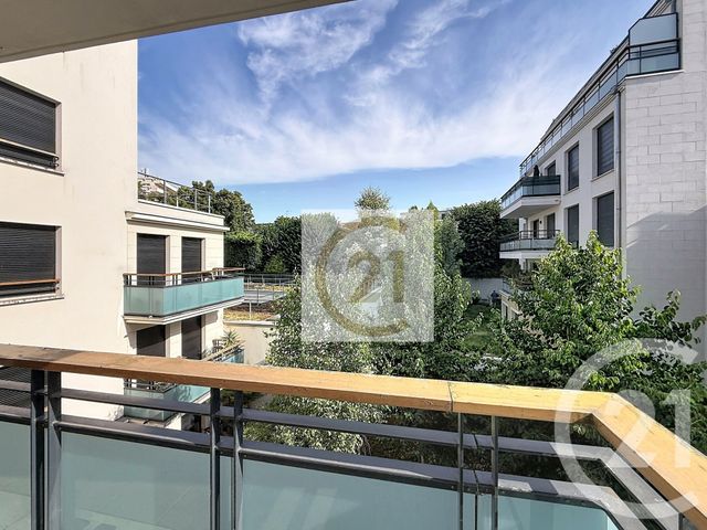 Appartement F2 à louer - 2 pièces - 40.0 m2 - ST CLOUD - 92 - ILE-DE-FRANCE - Century 21 Solution Immobilière