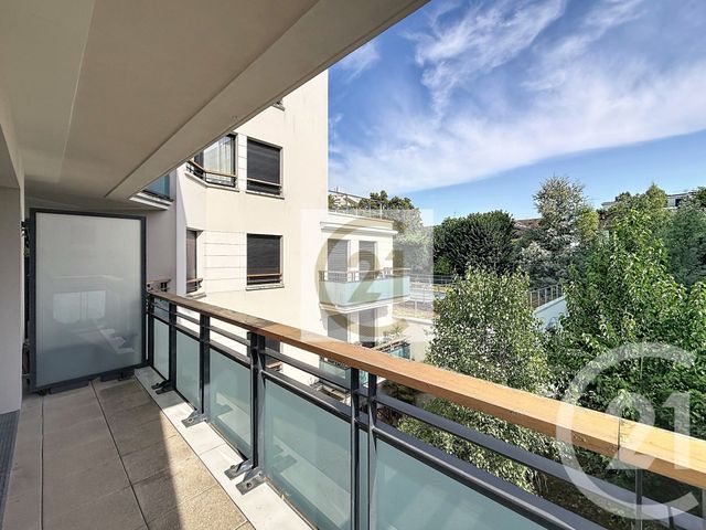 Appartement F2 à louer - 2 pièces - 40.0 m2 - ST CLOUD - 92 - ILE-DE-FRANCE - Century 21 Solution Immobilière