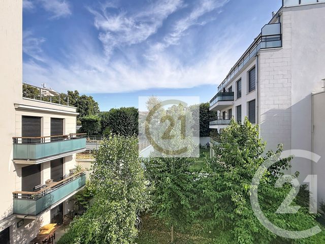 Appartement F2 à louer - 2 pièces - 40.0 m2 - ST CLOUD - 92 - ILE-DE-FRANCE - Century 21 Solution Immobilière