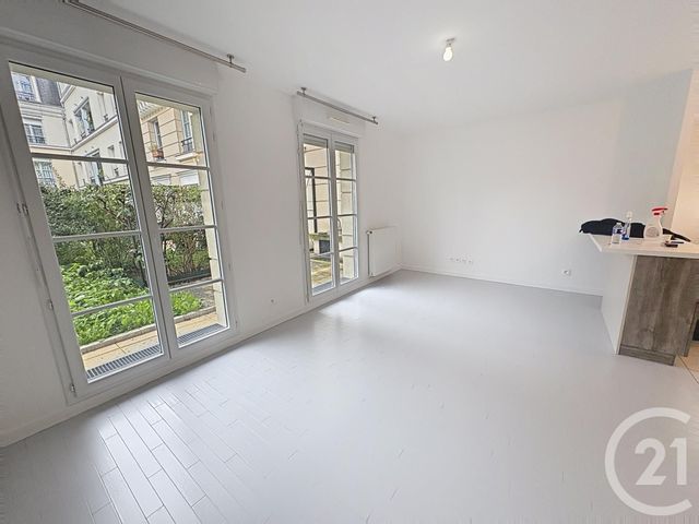 Appartement F2 à louer - 2 pièces - 48.16 m2 - CHAVILLE - 92 - ILE-DE-FRANCE - Century 21 Solution Immobilière