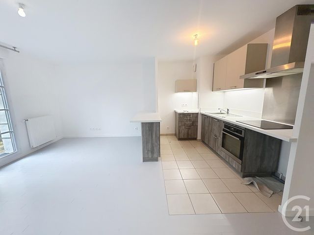 Appartement F2 à louer - 2 pièces - 48.16 m2 - CHAVILLE - 92 - ILE-DE-FRANCE - Century 21 Solution Immobilière