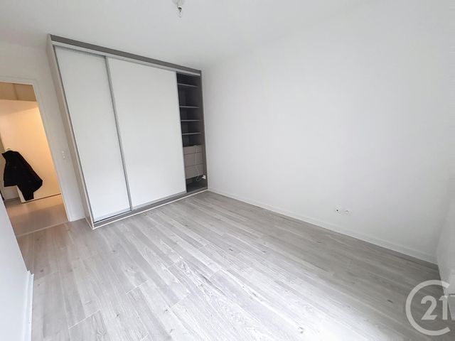 Appartement F2 à louer - 2 pièces - 48.16 m2 - CHAVILLE - 92 - ILE-DE-FRANCE - Century 21 Solution Immobilière