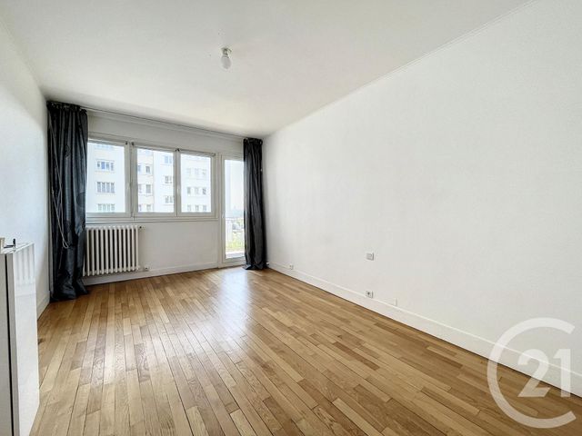 Appartement F5 à louer - 5 pièces - 108.65 m2 - ST CLOUD - 92 - ILE-DE-FRANCE - Century 21 Solution Immobilière