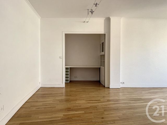 Appartement F5 à louer - 5 pièces - 108.65 m2 - ST CLOUD - 92 - ILE-DE-FRANCE - Century 21 Solution Immobilière