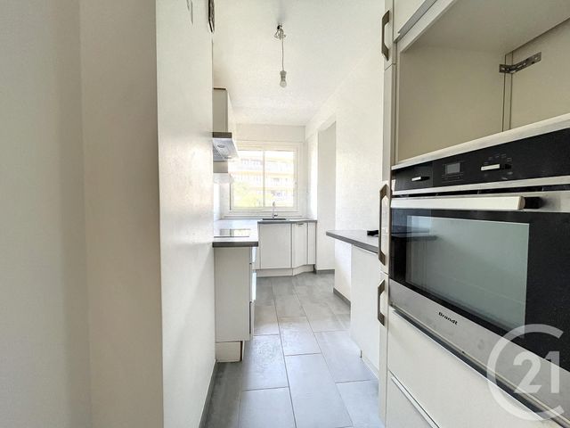 Appartement F5 à louer - 5 pièces - 108.65 m2 - ST CLOUD - 92 - ILE-DE-FRANCE - Century 21 Solution Immobilière