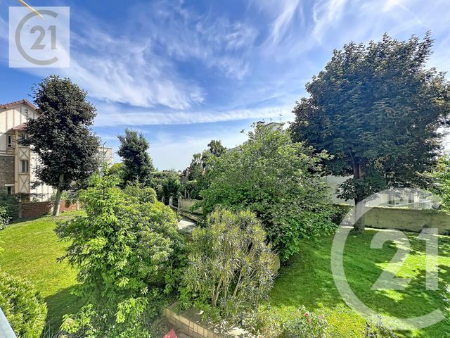 Appartement F5 à vendre ST CLOUD