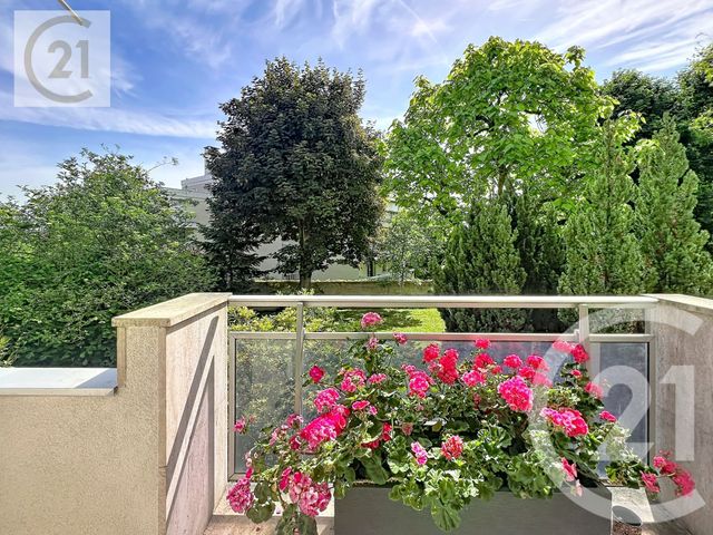 Appartement F5 à vendre - 5 pièces - 101.03 m2 - ST CLOUD - 92 - ILE-DE-FRANCE - Century 21 Solution Immobilière