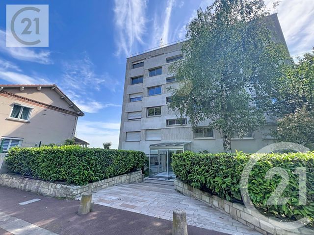 Appartement F5 à vendre - 5 pièces - 101.03 m2 - ST CLOUD - 92 - ILE-DE-FRANCE - Century 21 Solution Immobilière