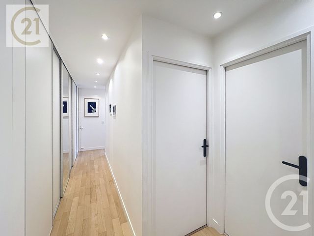 Appartement F5 à vendre - 5 pièces - 101.03 m2 - ST CLOUD - 92 - ILE-DE-FRANCE - Century 21 Solution Immobilière