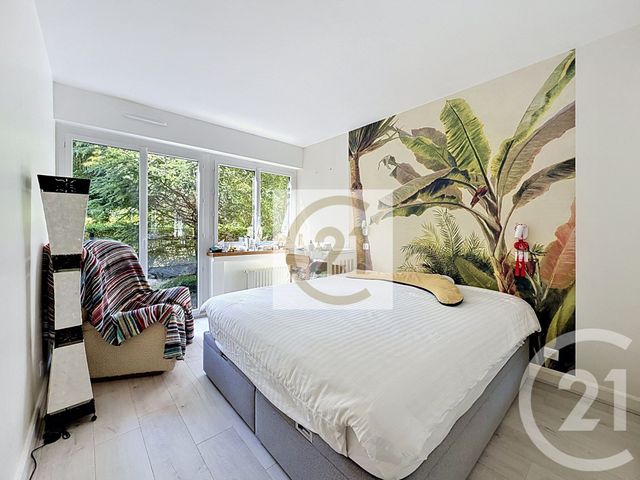 Appartement F5 à louer - 5 pièces - 95.53 m2 - ST CLOUD - 92 - ILE-DE-FRANCE - Century 21 Solution Immobilière