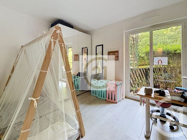 Appartement F5 à louer - 5 pièces - 95.53 m2 - ST CLOUD - 92 - ILE-DE-FRANCE - Century 21 Solution Immobilière