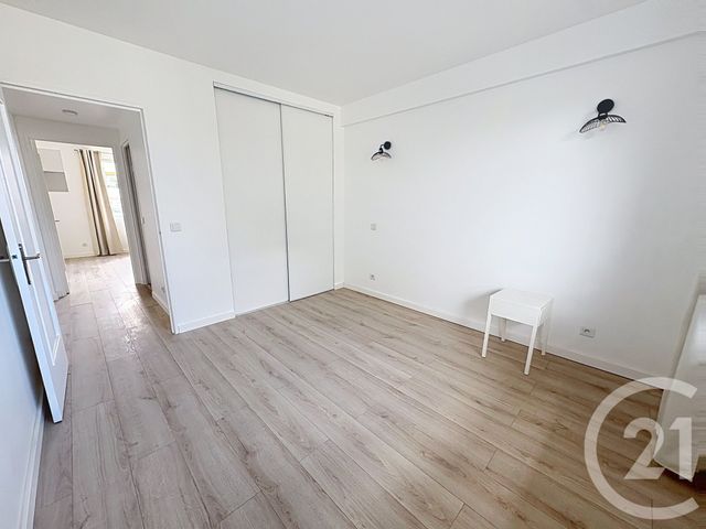 Appartement F3 à vendre - 3 pièces - 59.16 m2 - ST CLOUD - 92 - ILE-DE-FRANCE - Century 21 Solution Immobilière