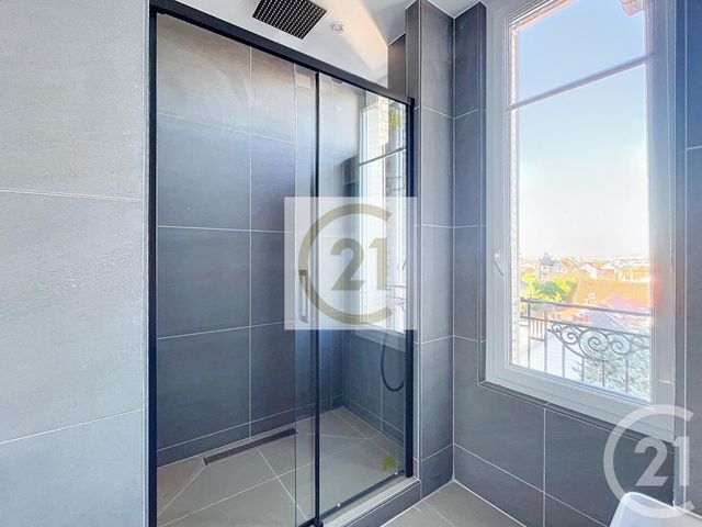 Appartement F3 à louer - 4 pièces - 70.24 m2 - ST CLOUD - 92 - ILE-DE-FRANCE - Century 21 Solution Immobilière