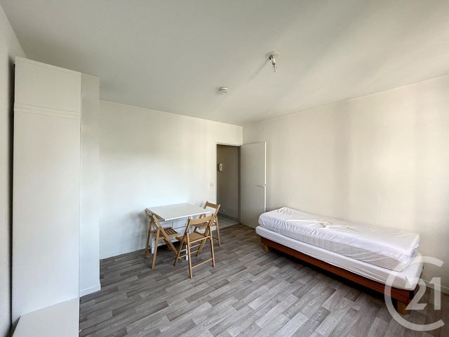 Appartement F1 à louer - 1 pièce - 22.2 m2 - BOULOGNE BILLANCOURT - 92 - ILE-DE-FRANCE - Century 21 Solution Immobilière
