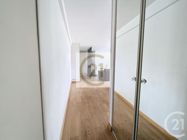 Appartement F3 à louer - 3 pièces - 59.65 m2 - ST CLOUD - 92 - ILE-DE-FRANCE - Century 21 Solution Immobilière