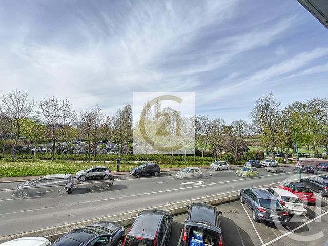 Appartement F3 à louer - 3 pièces - 59.65 m2 - ST CLOUD - 92 - ILE-DE-FRANCE - Century 21 Solution Immobilière