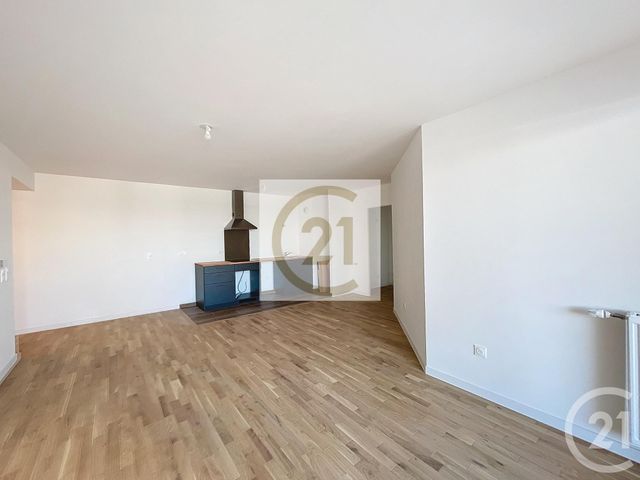 Appartement F3 à louer - 3 pièces - 72.9 m2 - GARCHES - 92 - ILE-DE-FRANCE - Century 21 Solution Immobilière
