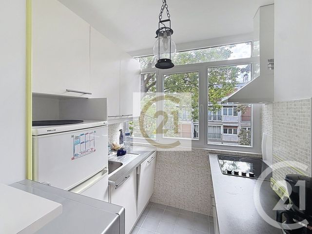 Appartement F2 à louer - 2 pièces - 42.71 m2 - ST CLOUD - 92 - ILE-DE-FRANCE - Century 21 Solution Immobilière