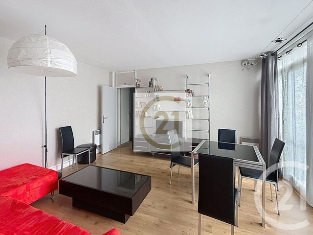 Appartement F2 à louer - 2 pièces - 42.71 m2 - ST CLOUD - 92 - ILE-DE-FRANCE - Century 21 Solution Immobilière