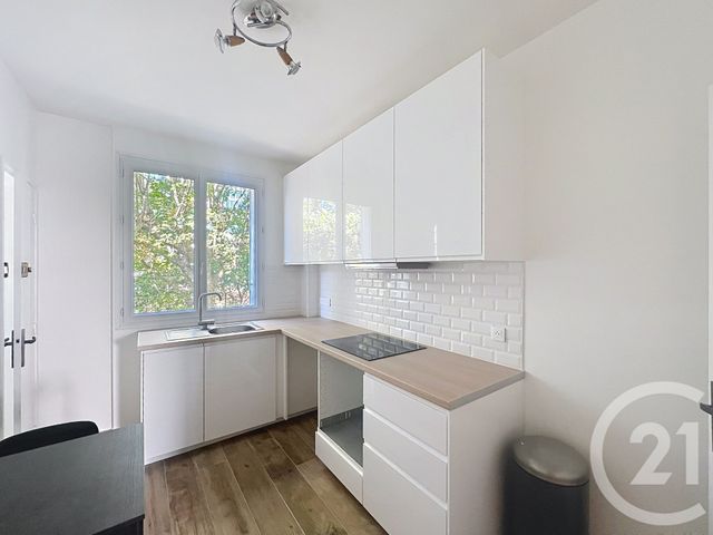 Appartement F2 à vendre - 2 pièces - 54.62 m2 - ST CLOUD - 92 - ILE-DE-FRANCE - Century 21 Solution Immobilière