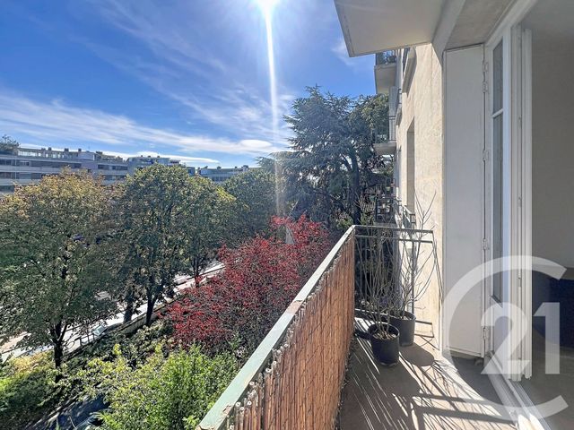 Appartement F2 à vendre - 2 pièces - 54.62 m2 - ST CLOUD - 92 - ILE-DE-FRANCE - Century 21 Solution Immobilière