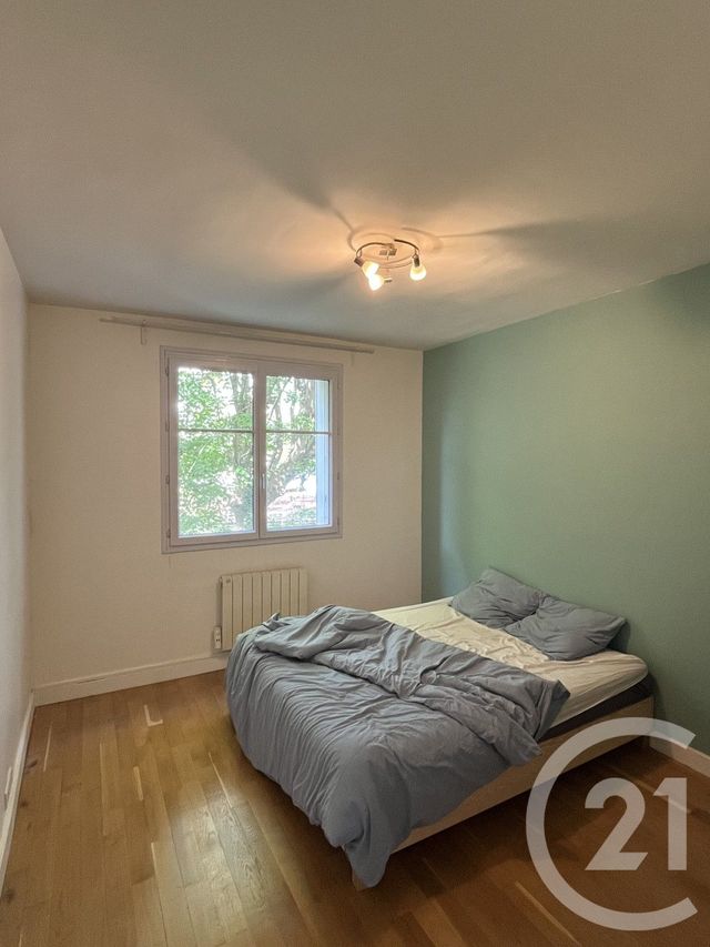 Appartement F2 à vendre - 2 pièces - 54.62 m2 - ST CLOUD - 92 - ILE-DE-FRANCE - Century 21 Solution Immobilière