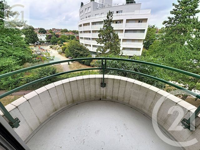Appartement F1 à louer - 1 pièce - 37.87 m2 - ST CLOUD - 92 - ILE-DE-FRANCE - Century 21 Solution Immobilière