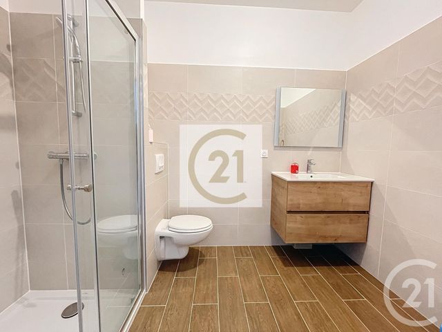 Appartement F1 à louer - 1 pièce - 25.64 m2 - ST CLOUD - 92 - ILE-DE-FRANCE - Century 21 Solution Immobilière