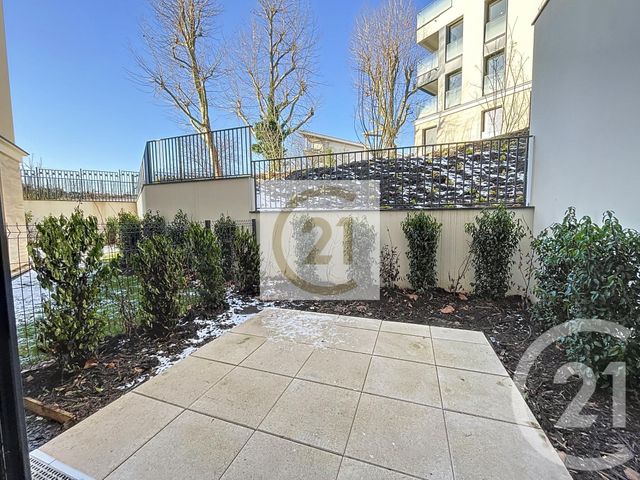 Appartement F1 à louer - 1 pièce - 25.64 m2 - ST CLOUD - 92 - ILE-DE-FRANCE - Century 21 Solution Immobilière