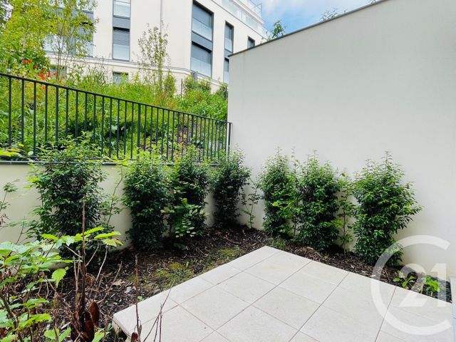 Appartement F1 à louer - 1 pièce - 25.64 m2 - ST CLOUD - 92 - ILE-DE-FRANCE - Century 21 Solution Immobilière