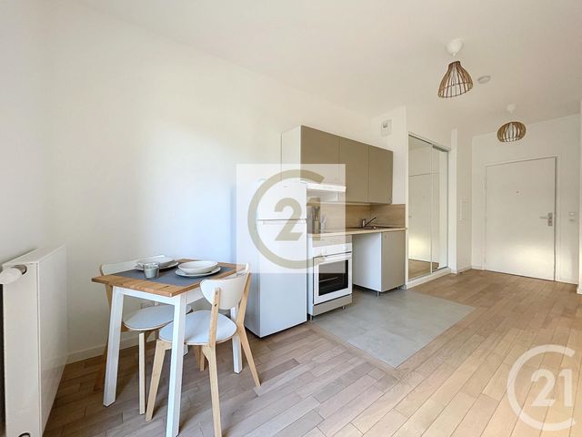 Appartement F1 à louer - 1 pièce - 25.64 m2 - ST CLOUD - 92 - ILE-DE-FRANCE - Century 21 Solution Immobilière
