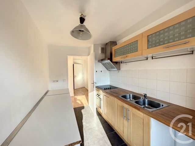 Appartement à louer - 3 pièces - 67.2 m2 - SURESNES - 92 - ILE-DE-FRANCE - Century 21 Solution Immobilière