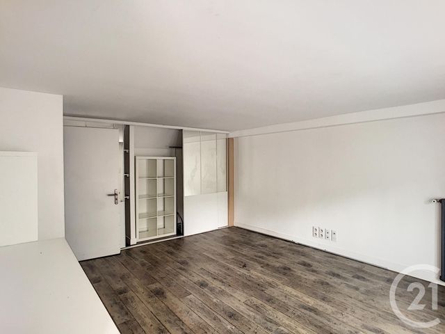 maison à louer - 5 pièces - 138.0 m2 - GARCHES - 92 - ILE-DE-FRANCE - Century 21 Solution Immobilière