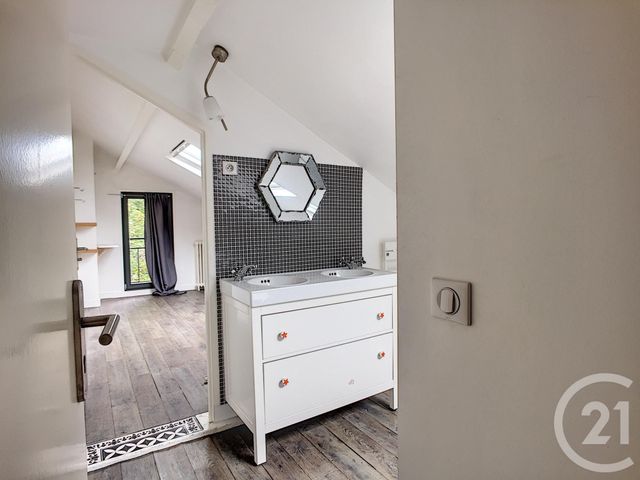 maison à louer - 5 pièces - 138.0 m2 - GARCHES - 92 - ILE-DE-FRANCE - Century 21 Solution Immobilière