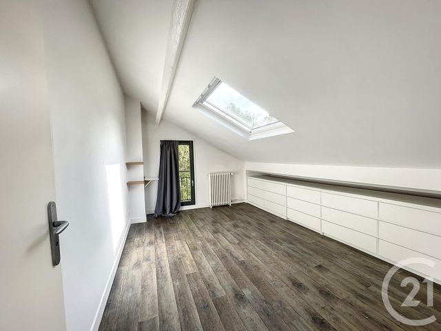 maison à louer - 5 pièces - 138.0 m2 - GARCHES - 92 - ILE-DE-FRANCE - Century 21 Solution Immobilière
