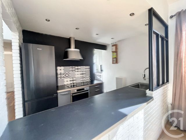 maison à louer - 5 pièces - 138.0 m2 - GARCHES - 92 - ILE-DE-FRANCE - Century 21 Solution Immobilière