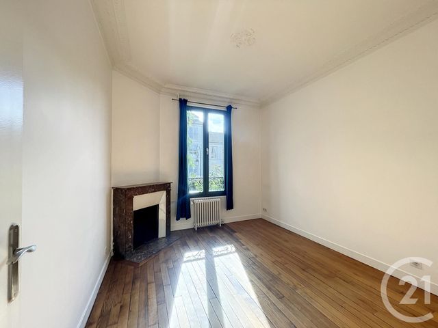 maison à louer - 5 pièces - 138.0 m2 - GARCHES - 92 - ILE-DE-FRANCE - Century 21 Solution Immobilière