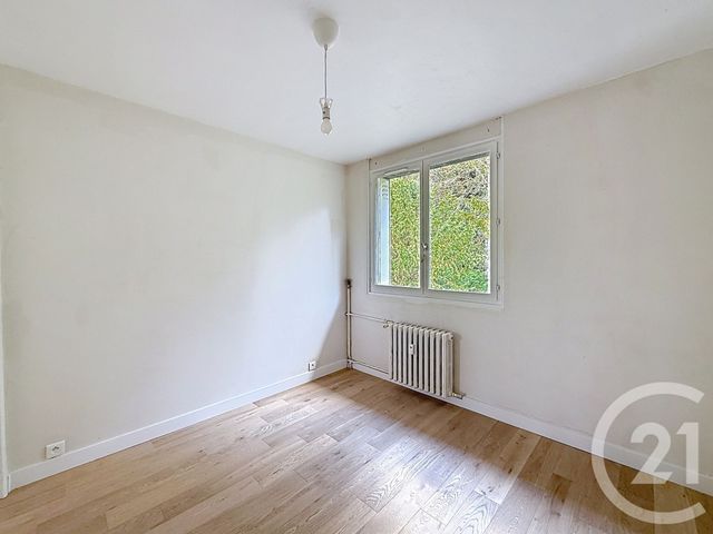 Appartement F3 à louer - 3 pièces - 66.44 m2 - VILLE D AVRAY - 92 - ILE-DE-FRANCE - Century 21 Solution Immobilière