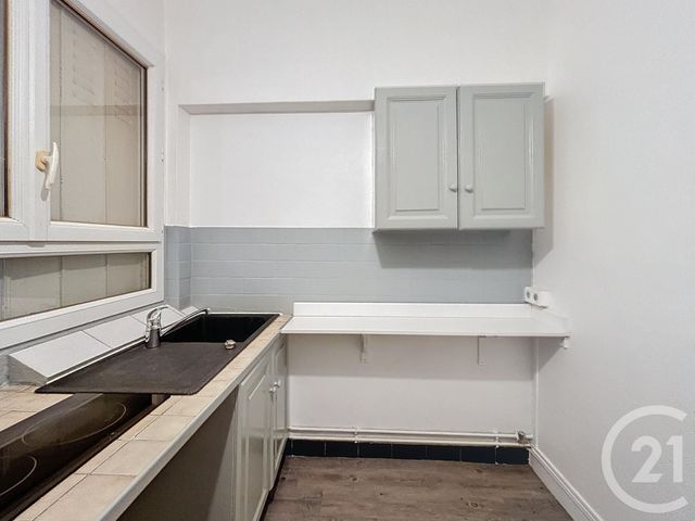 Appartement Studio à louer - 1 pièce - 18.5 m2 - ST CLOUD - 92 - ILE-DE-FRANCE - Century 21 Solution Immobilière